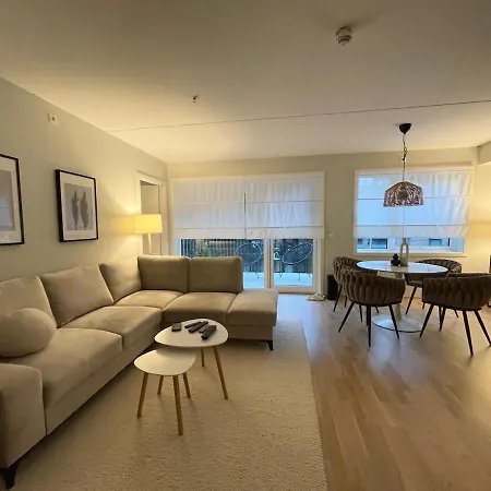 Modern With A Private Garage In Oslo Apartment