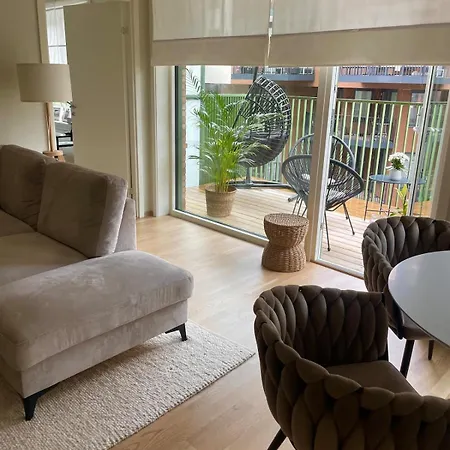 Modern With A Private Garage In Oslo Leilighet